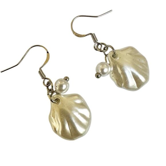 Sea Shell  faux Pearl  drop Earrings - Picture 5 of 6